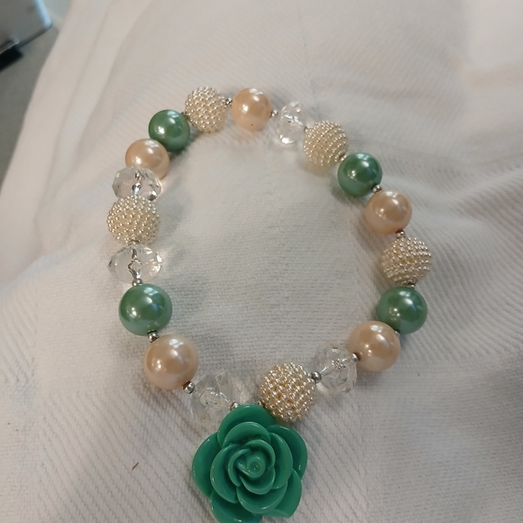 Green and Pearl Beaded Necklace with Green Rose Charm. - Picture 7 of 7